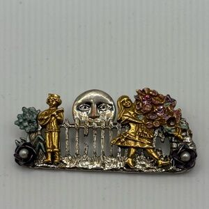 Very Unique Pin Brooch